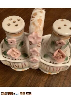 Antique 1950s Sphinx porcelain S&P shakers in basket